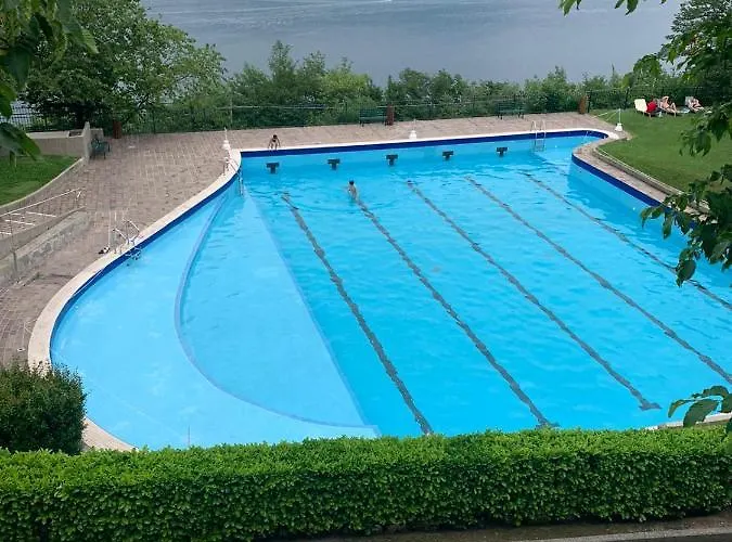 Timeless Con Piscina E Tennis Вальброна