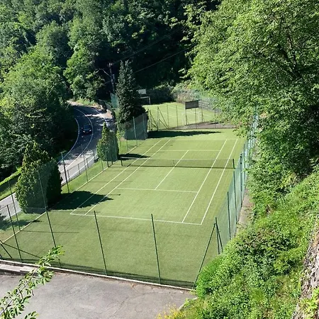 Timeless Con Piscina E Tennis Valbrona