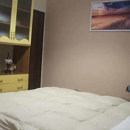 Aparthotel Timeless Con Piscina E Tennis