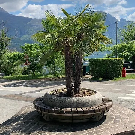 Timeless Con Piscina E Tennis アパートホテル Valbrona