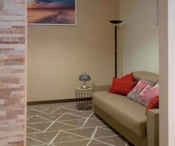 Timeless Con Piscina E Tennis * Valbrona